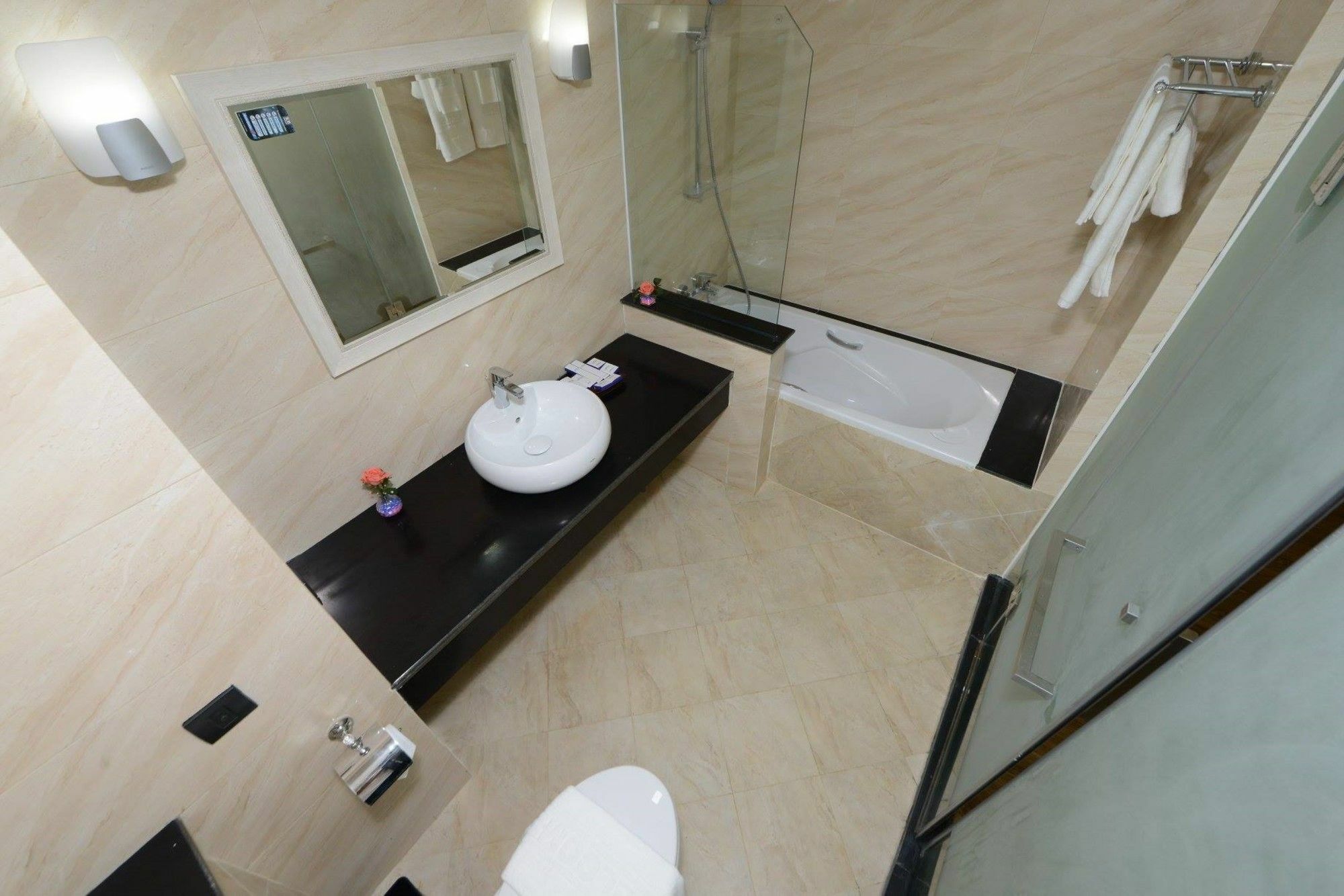Hotel Lexus Yangon Eksteriør bilde